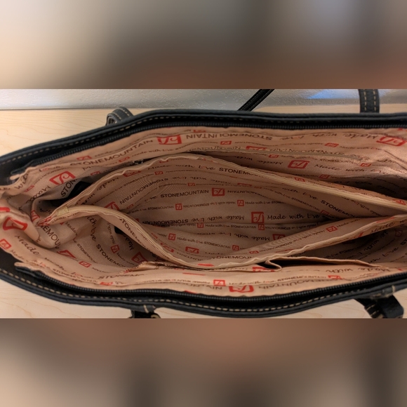 Stone Mountain Stylish Black Tote Bag - Picture 8 of 11